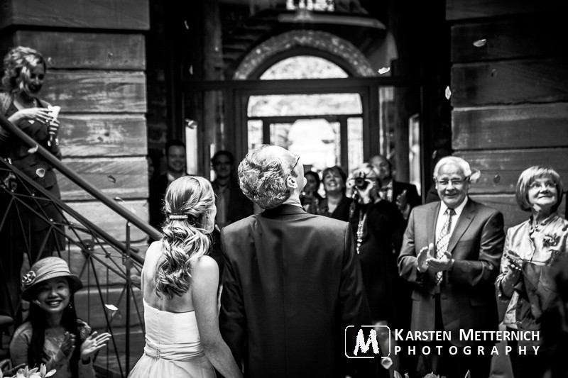 Applaus für das Brautpaar