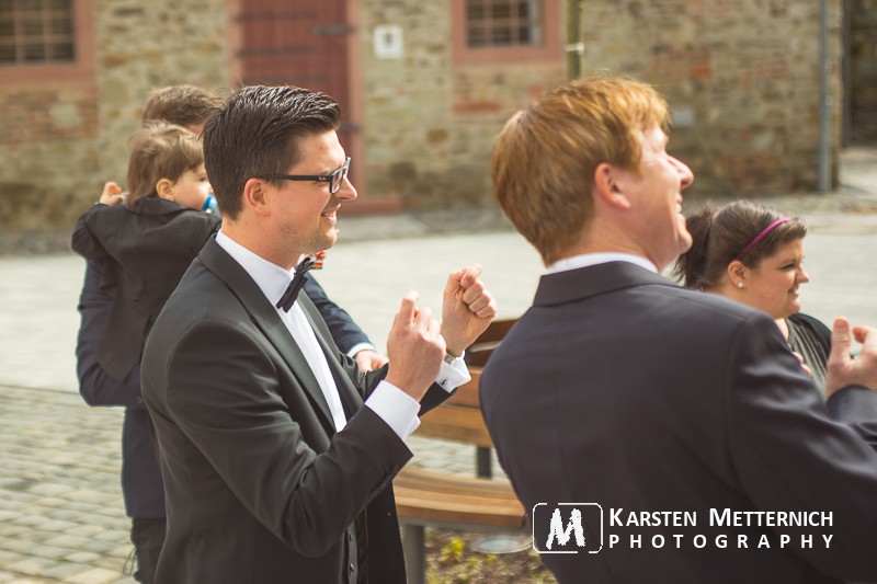 Daumen drücken, damit es keine Regenhochzeit wird...