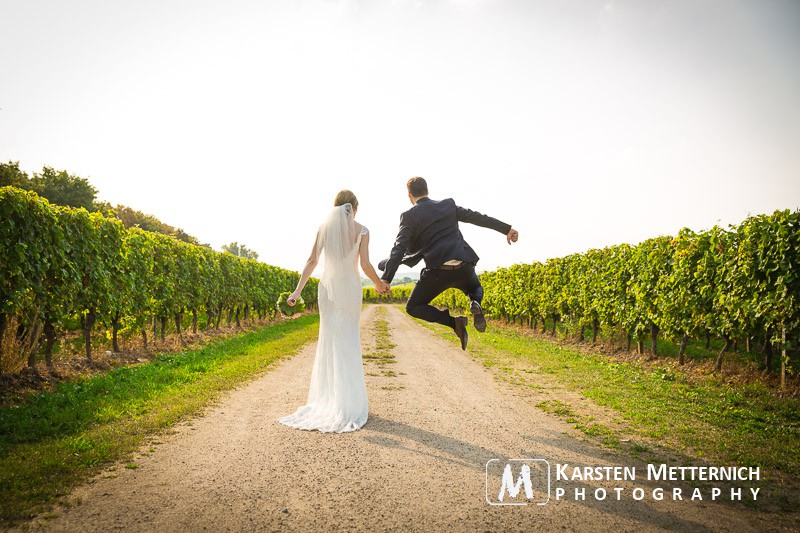 Das Bild verrät doch wohl alles, oder?