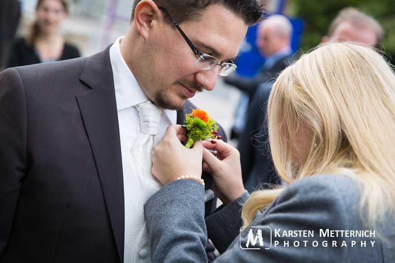 Die letzten Feinheiten dann vor der Kirche