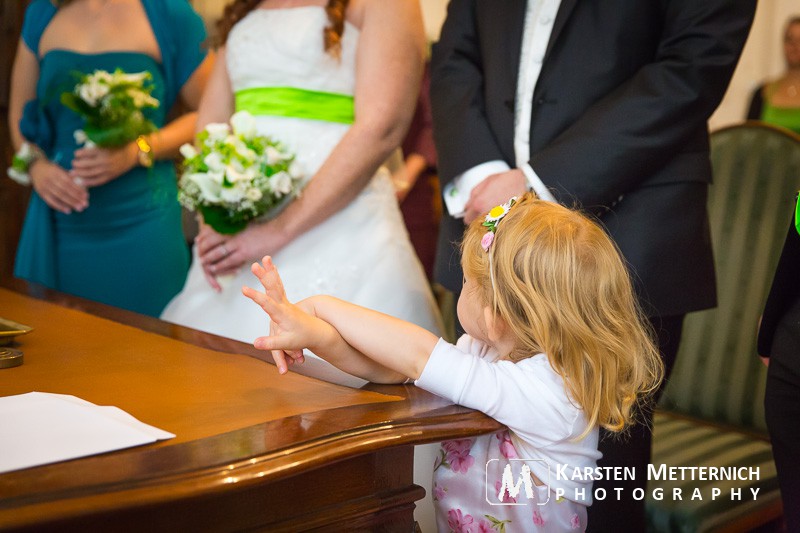 Unter Zeugen verheiratet