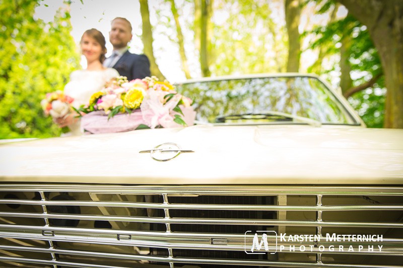 Und natürlich das coole Auto