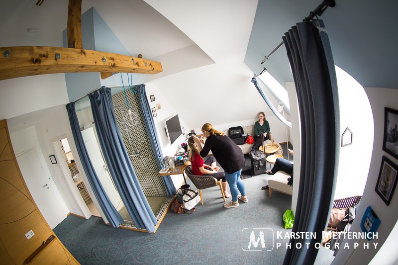 Die schöne Aussicht in Bergen Enkheim kommt beim Getting Ready gar nicht so zur Geltung