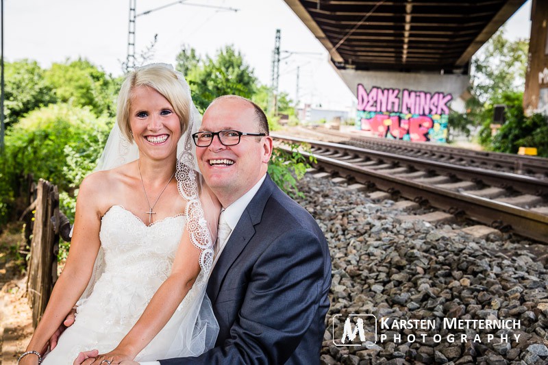 Hochzeitsbilder mit außergewöhnlichem Hintergrund