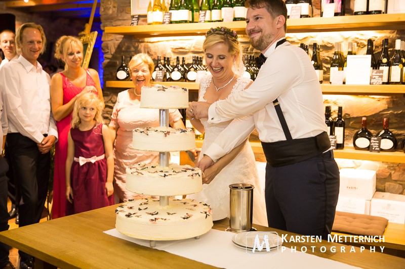 Der obligatorische Kampf bei der Torte