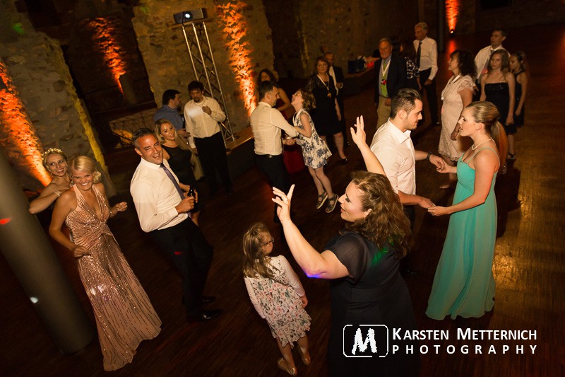 Und die Tanzfläche war eröffnet